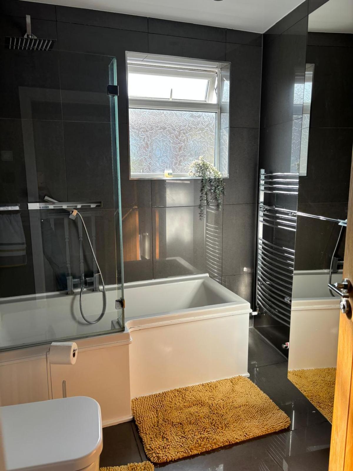 Seychelles Resident Apartment Manchester Luaran gambar